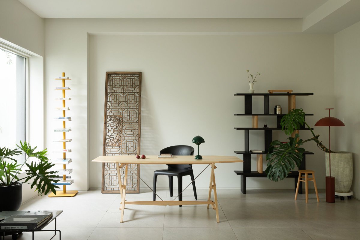 Archello's tweet image. Qi Yuan by Yuan Liang Design transforms a historic Suzhou courtyard into a refined work-live retreat. 
buff.ly/mVA4dT6

#ArchitecturalHeritage #Materiality #SpatialDialogue