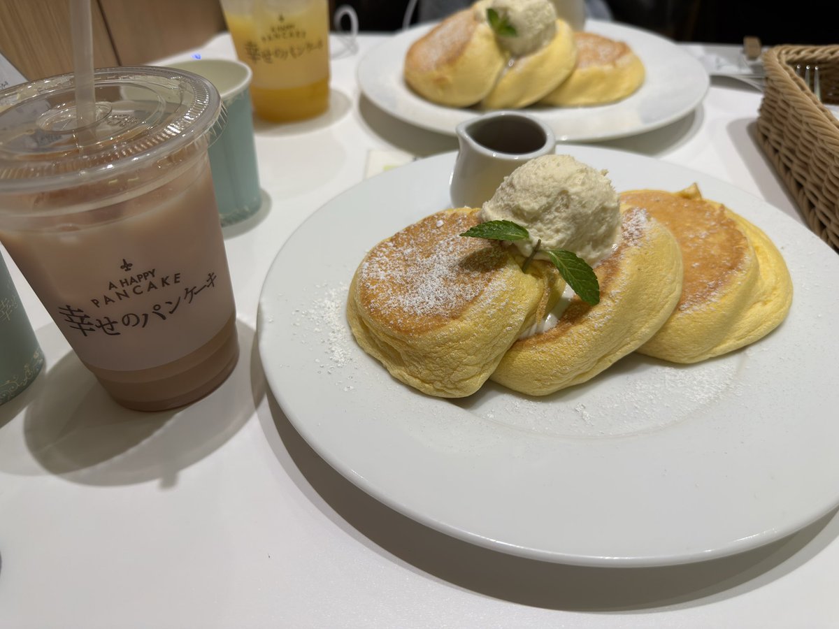 Umi_otaku0525's tweet photo. オムライスもパンケーキも美味しかった🥰
#幸せのパンケーキ
#SweetCheck https://t.co/YRaj8Q64Wt