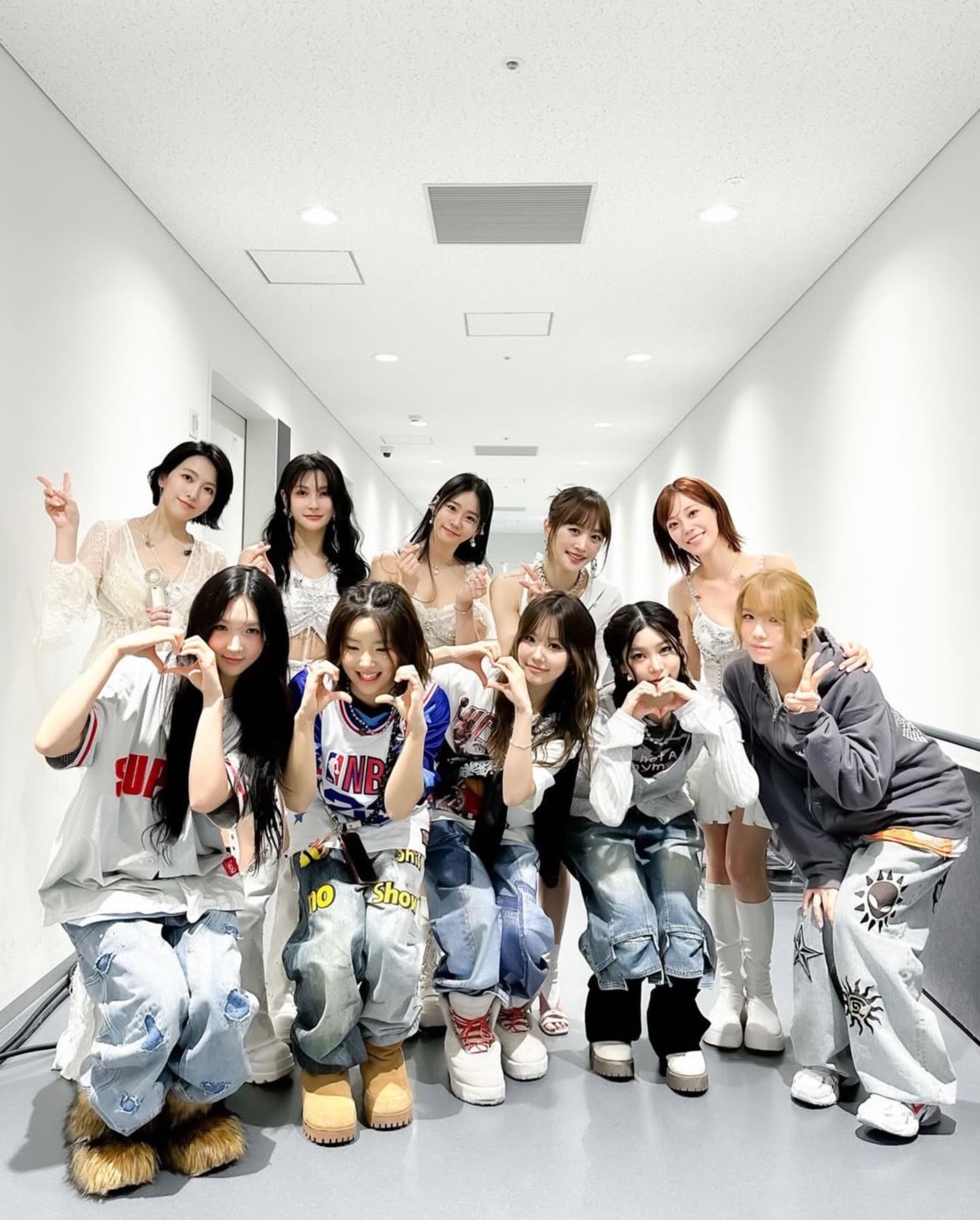 GnSY2mgXIAAvVXr?format=jpg&name=large