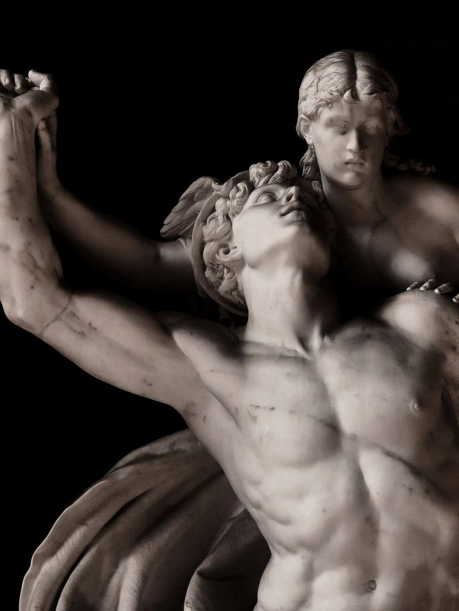 IMPERATORAUS's tweet image. As men, we are all equal in the presence of death.

– Publilius Syrus (Sententiae)