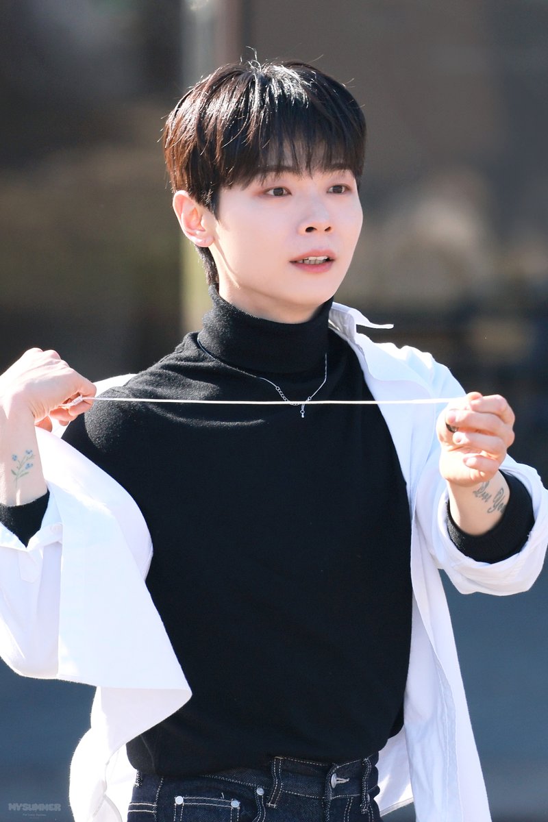 ♡ 𝙨𝙪𝙢𝙢𝙚𝙧 ♡ tweet media