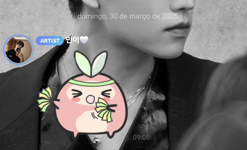 innient's tweet photo. seungmin acabou de mandar sua primeira mensagem no bubble em terras brasileiras! (o leque verde e amarelo pra homenagear a gente)

SEUNGMIN SONG BY EP 9
#SONGby_Seungmin #송바이 
@Stray_Kids https://t.co/Xiz87rmgKe