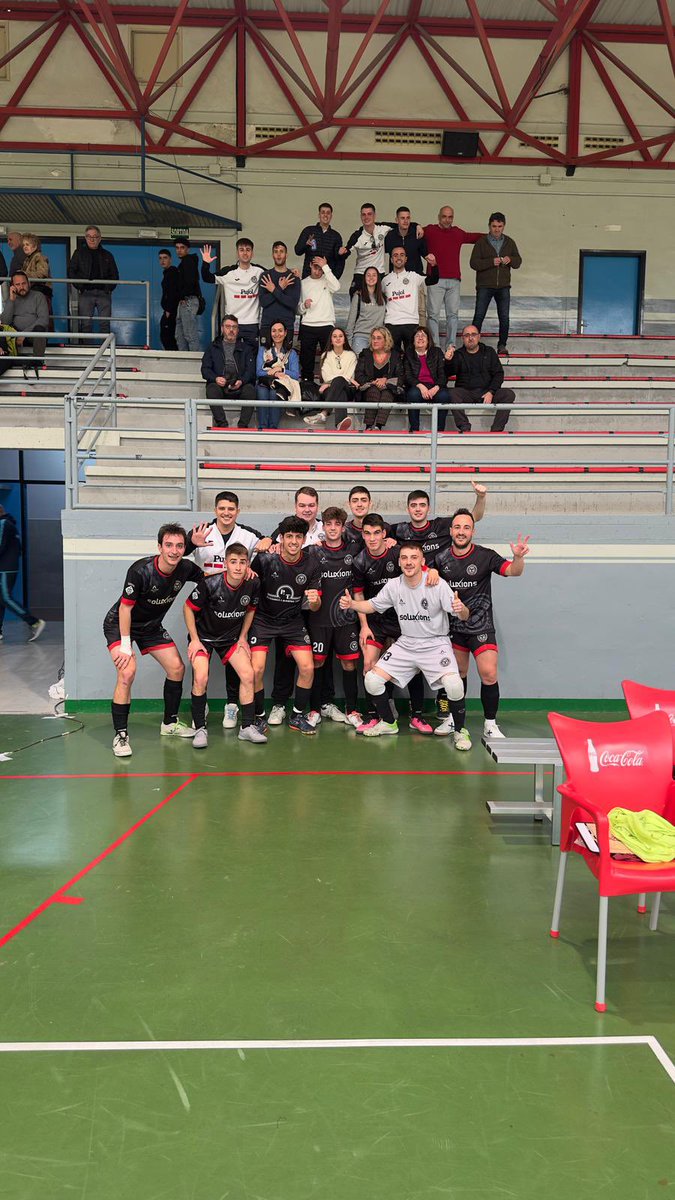 FutsalPalauB's tweet photo. @GxldePutxi Tranquil, nosaltres no fallem.

VICTÒRIA MERESCUDÍSSIMA AL CAMP DEL LÍDER🔥🔥🔥🔥🤹🏻‍♂️🤹🏻‍♂️🤹🏻‍♂️🤹🏻‍♂️🤹🏻‍♂️🤟🤟🤟🤟🤟🚨🚨🚨🚨🚨‼️‼️‼️‼️

⚫️SOM-HI⚫️ https://t.co/NjH0nYHy1P
