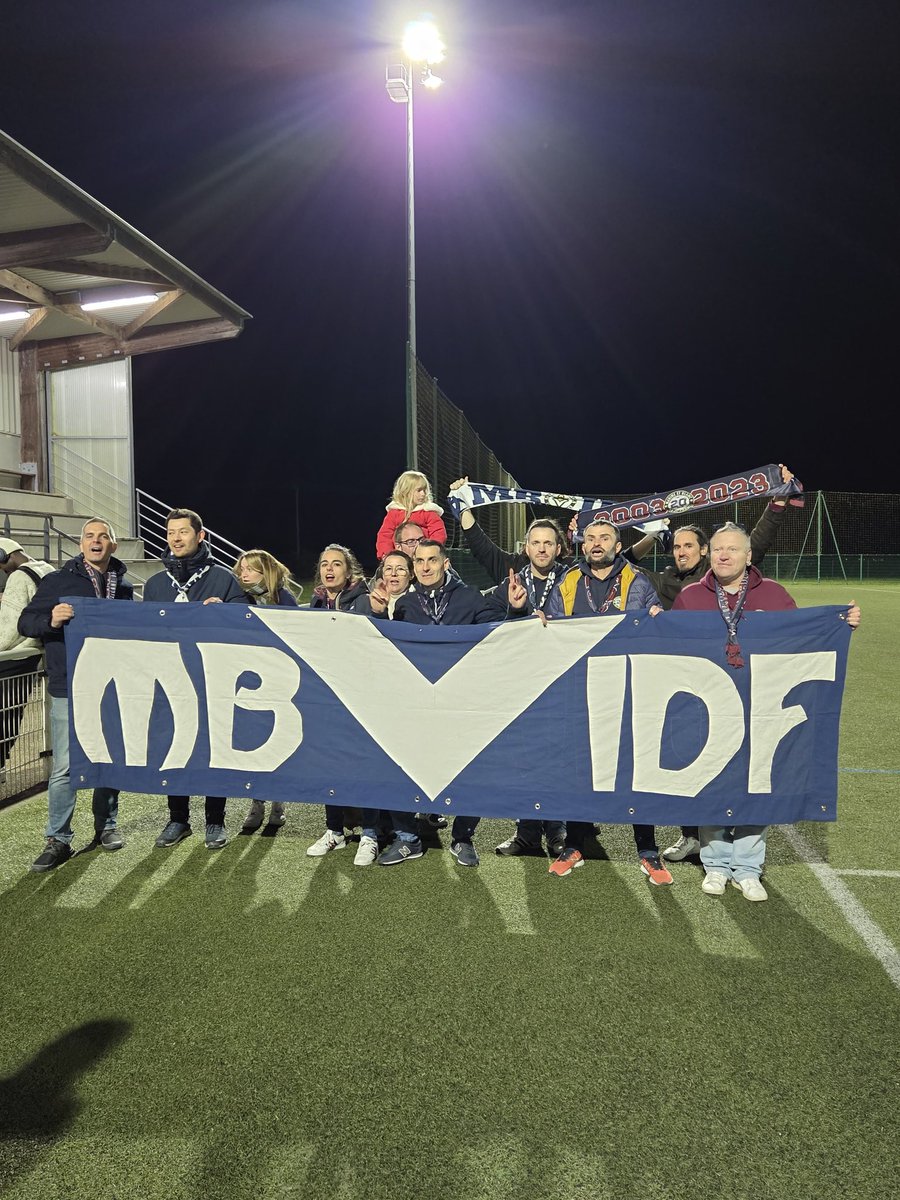 MBIDF's tweet image. Le FCGB qu'on aime...
Merci à tous ceux qui ont fait de ce déplacement une fête. Bientôt 10 ans que nous suivons cette section féminine, c'était un bonheur de la retrouver !
#PresquePartoutPresqueToujours