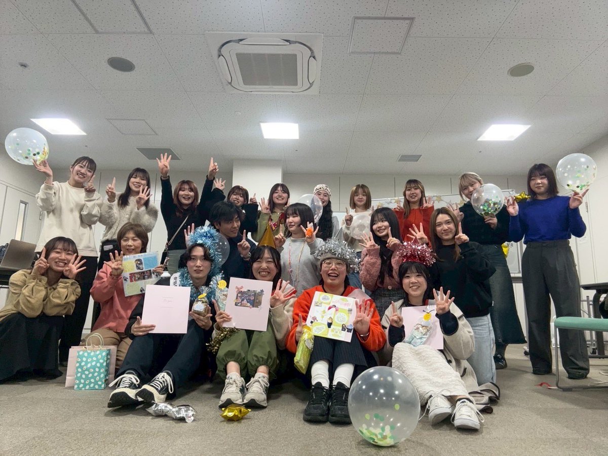 CHISE_Laos's tweet photo. サバイディー！🇱🇦

本日は3年生の皆さんのお別れ会を行いました！
3年間の活動、本当にお疲れさまでした😌

優しく、頼り甲斐のある先輩方のCHISEを引っ張る姿、とても尊敬しています🫶🏻

15期からも強い気持ちで楽しく、支援に取り組んでいきますので応援よろしくお願い��ます！✨ https://t.co/WpOzUTN2tO