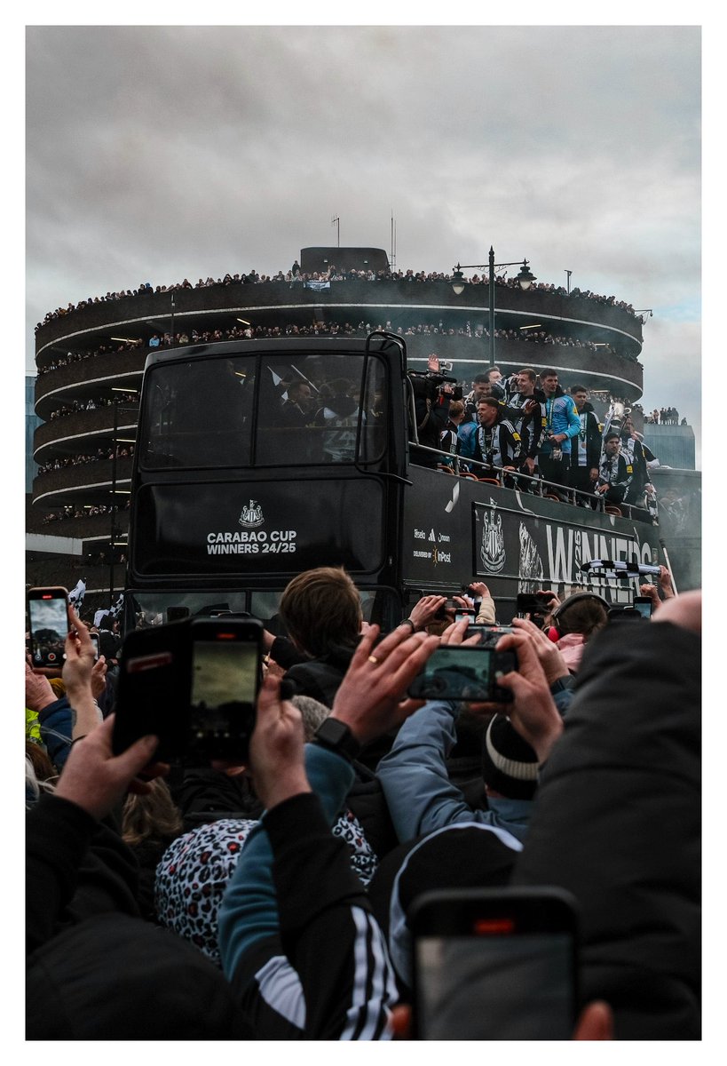 markyhodgson's tweet photo. What an amazing day,loved every minute of it. #nufc #nufcparade https://t.co/VoIY4aQ2wJ