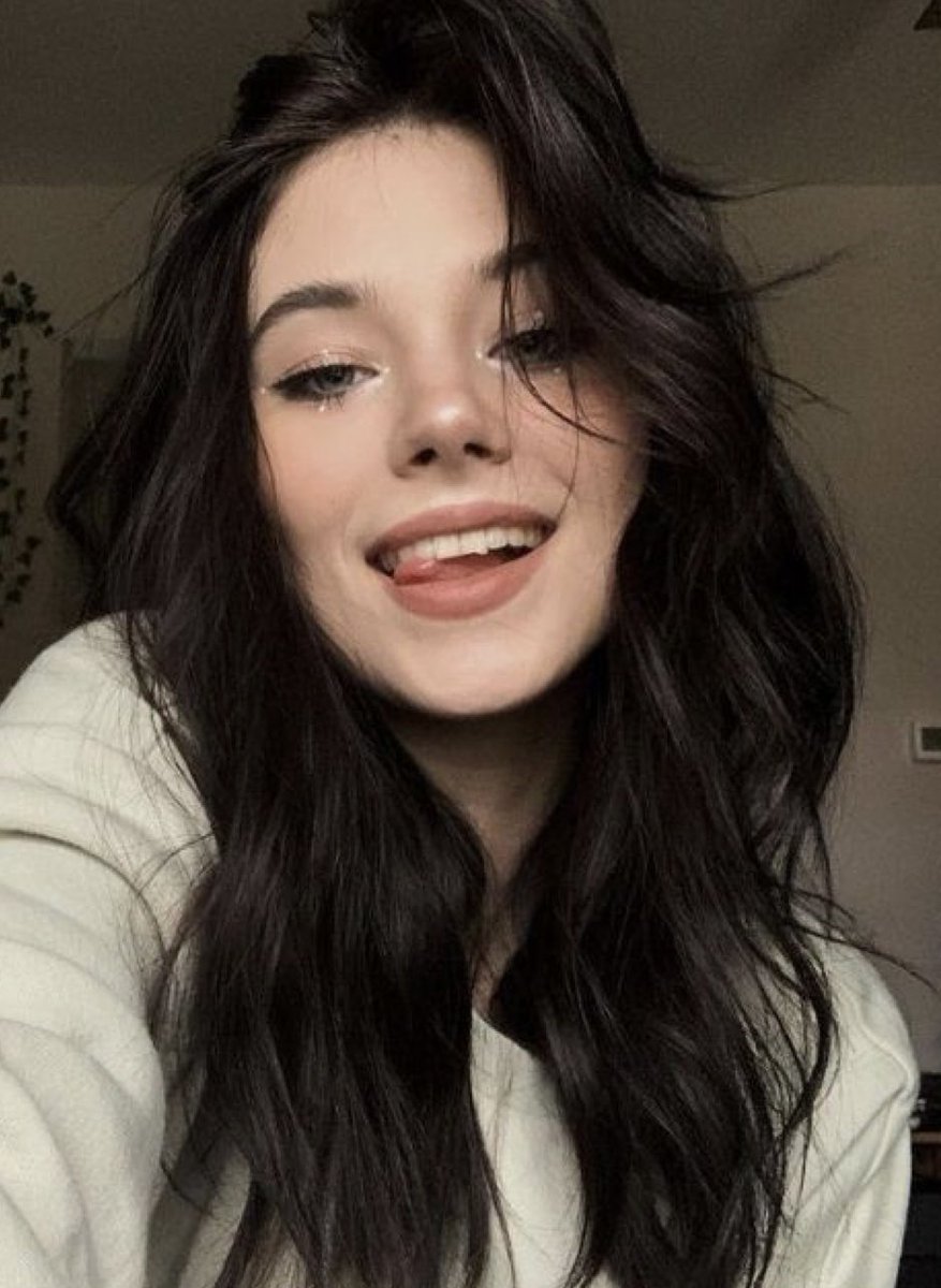 LenaMalfoy666's tweet photo. Lena Malfoy
~Slytherin/Pureblood🐍💚
~16 years 
~sister of Draco Malfoy 

I like to play with fire 🔥 

MDNI 21+//Singlechip//admin is adult https://t.co/46OKt2Hqxt