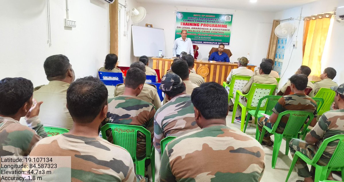 frospalli's tweet photo. Training Programme on Legal Awarness and Assistance on Wildlife Crime Control conducted at Samantiapalli Range today in presence of Forest Staff and Wildlife Squad. @dfobhmpr https://t.co/9Nj7qppqcM