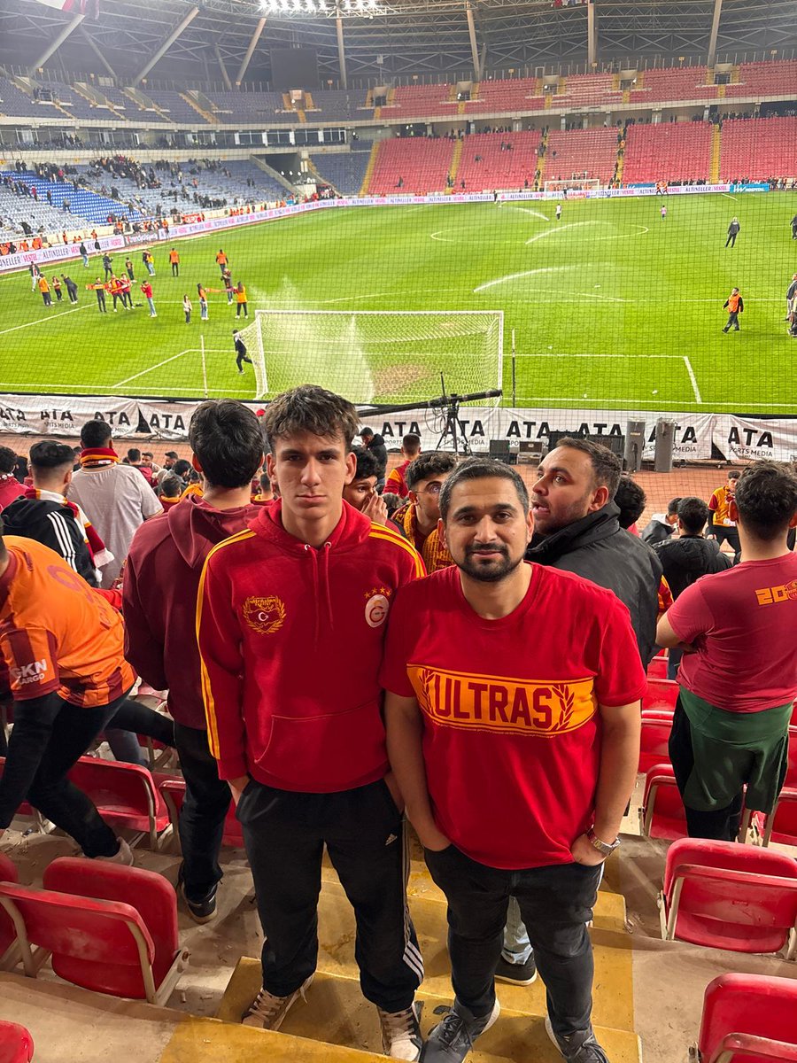 Yapılan yanlışa, kestik fatura!! 
<a href="/MFurkancelik16/">M.Furkan Çelik</a> 
<a href="/uA_Alanya/">ultrAslan Alanya</a>