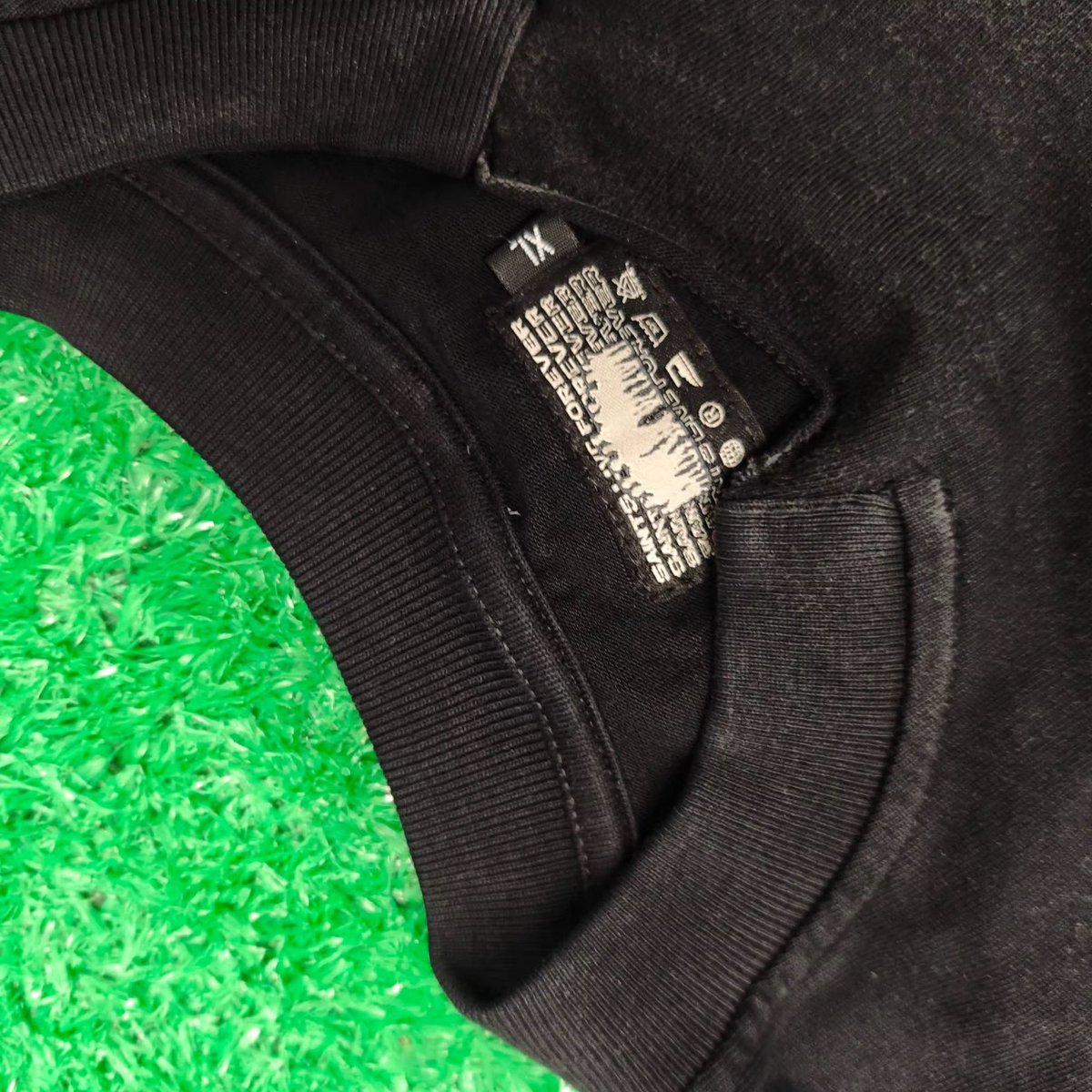 afrosaints_'s tweet image. Afro Saints New Era merch dropping tomorrow!!🔥 Which color is making the biggest statement? Drop your pick and let us know which one hits hardest! 👀 DM to preorder 
linktr.ee/afrosaintscl

#Streetwear #NewDrop #MerchGame #afro #afrosaints