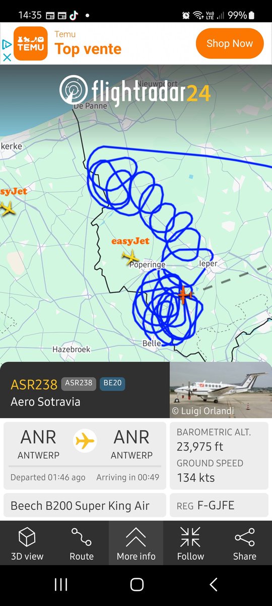 nexavar's tweet photo. @soudalquickstep @PaulMagnier1 Waarom vliegt er altijd een vliegtuigje boven de wielerwedstrijden,weet iemand dit? https://t.co/Yar36fIi03
