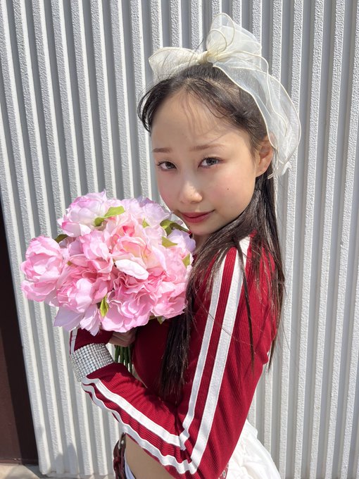 NananeのTwitter画像14