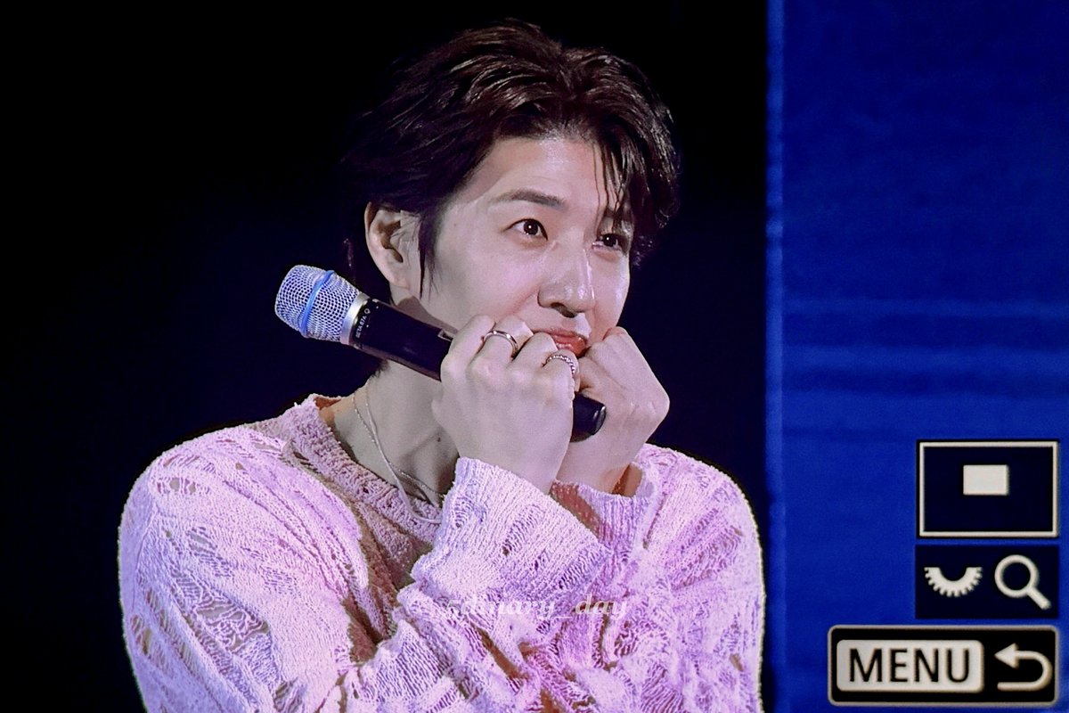 250330 #손호영 #지오디 

아무래도 강아지