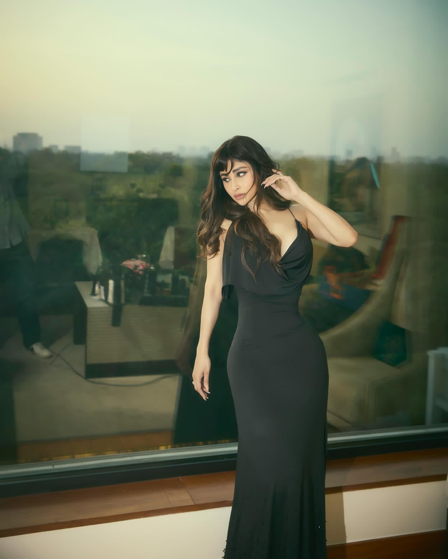 GnSkQDSbIAAPwoe?format=jpg&name=large