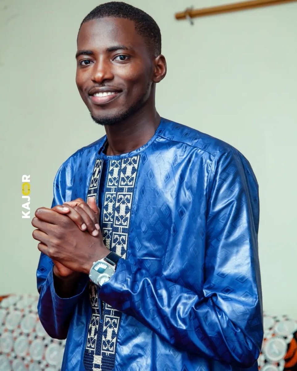 Dans l' #En_Sidyclopédie♾️❤️chaque page révèle le #Miracle🔥🙌 d'un savoir infini éclairant l'ombre de l'ignorance 

#Fin_de_saison_2025
#Eid_Mubarak🙏
#à_la_prochaine
#Rv_2026_in_shaa_Allah