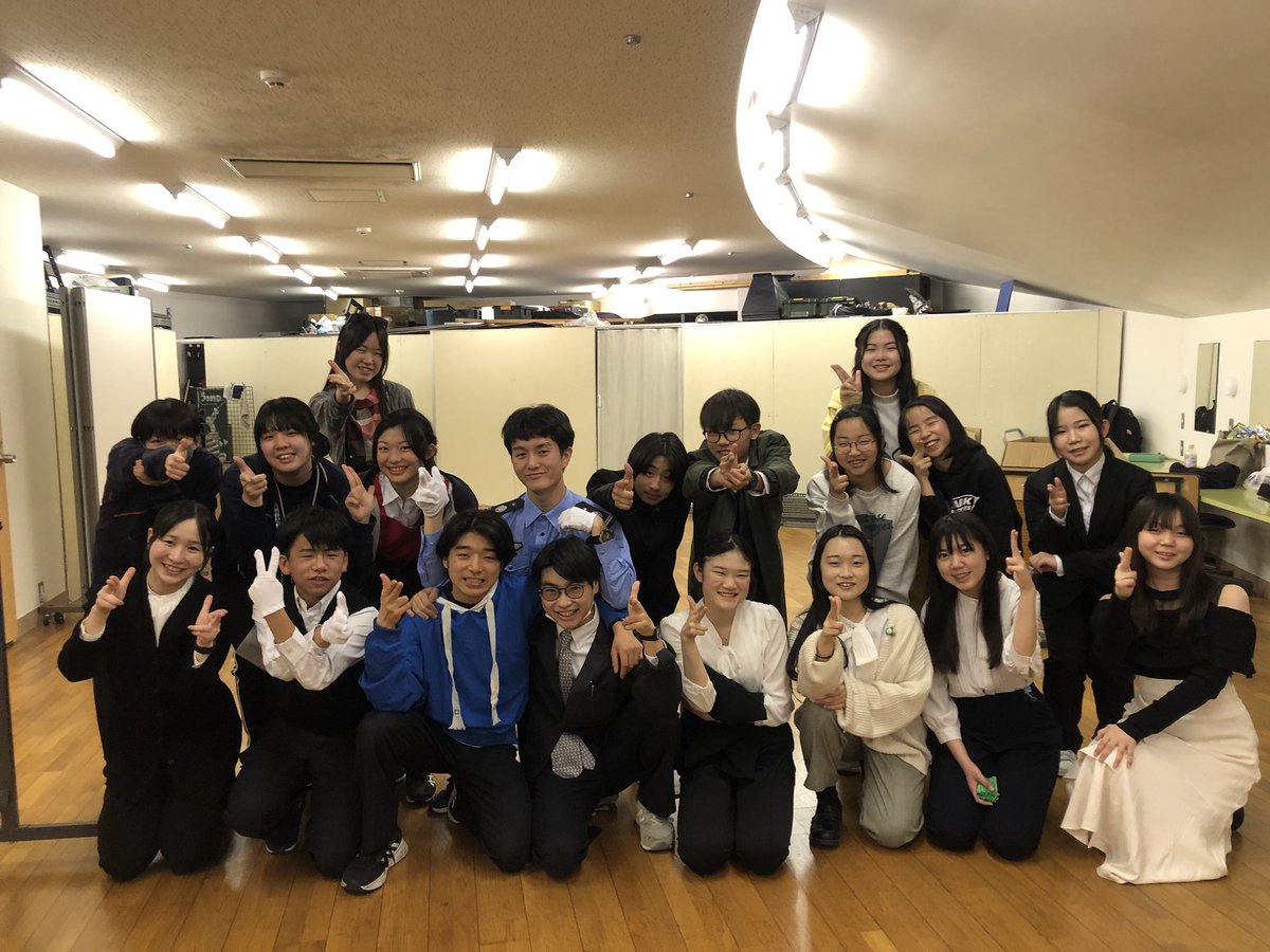 taki_2_engeki's tweet photo. ソニックはるぷれ「願マン」作:男澤くんといぐりんとその仲間達　本日無事終演しました！本日で演劇部を卒業(最長在籍記録)する男澤くんより「皆様の心を撃ち抜けたかと思います！ありがとうございました！」とのです！2024年度の滝二公演は終了！次年度も頑張ります！ https://t.co/upmvS07TFD