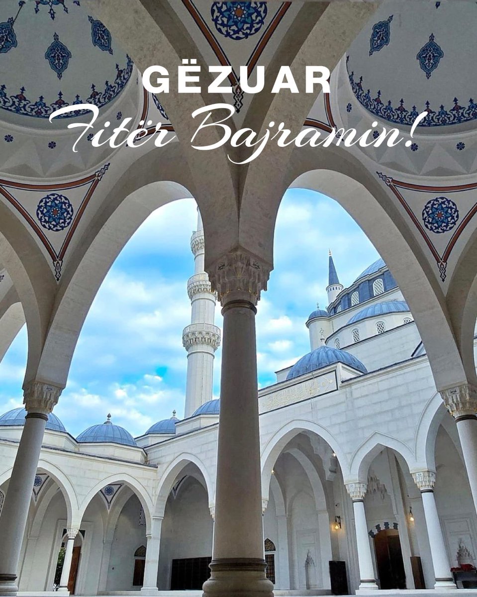 🕌 Gëzuar Fitër Bajramin çdo besimtari mysliman, që sot kurorëzon një muaj sakrifice e lutjeje!

Qofshin zemrat tuaja të mbushura plot gëzim e paqe!