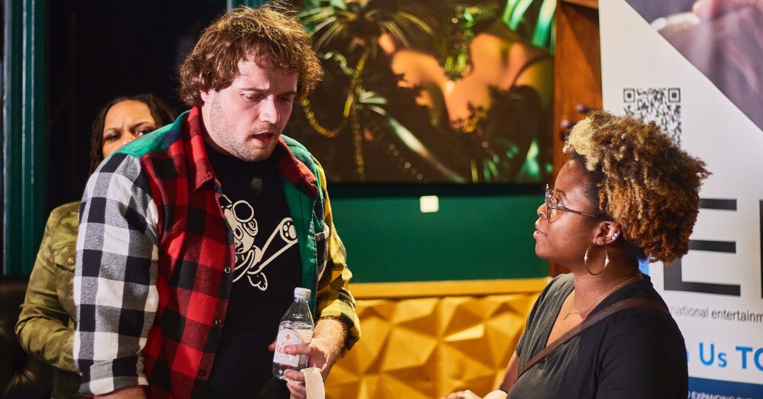 IEPgreaterHou's tweet image. Such an amazing time connecting with entertainment pros. The energy was electric, and Bradley Smith brought the laughs, insight &amp;amp; inspiration! Thanks to our partners CCN and A List Group and all who made it impactful! See you April 30th✨

#IEPHappyHour #NetworkingWins