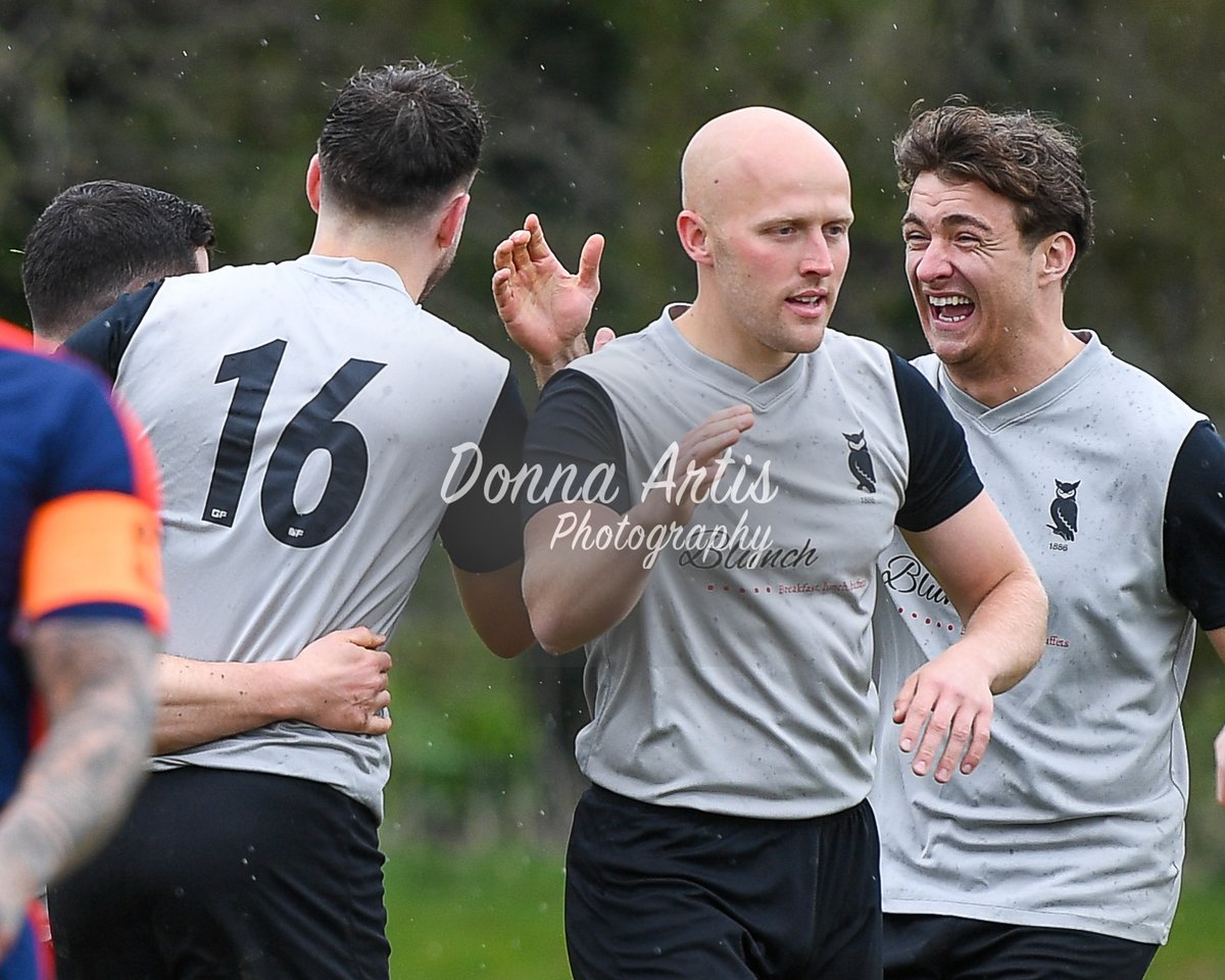 DAPhotography77's tweet image. A few frames from the @wilfs_fc v @_CastleFC match in the @mid_lancs Guildhall Cup Semi final yesterday.

All photos available to view and purchase through my website:
donnaartisphotography.zenfoliosite.com/standish-st-wi…

#SportsAction #SportsPhotography #MidLancsFL