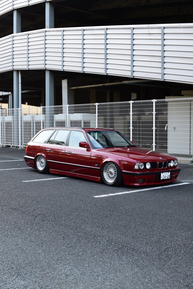 617i_M_sport's tweet image. XにはNikonで適当に撮った無加工バージョンを
#E34ツーリング 
#bmwe34