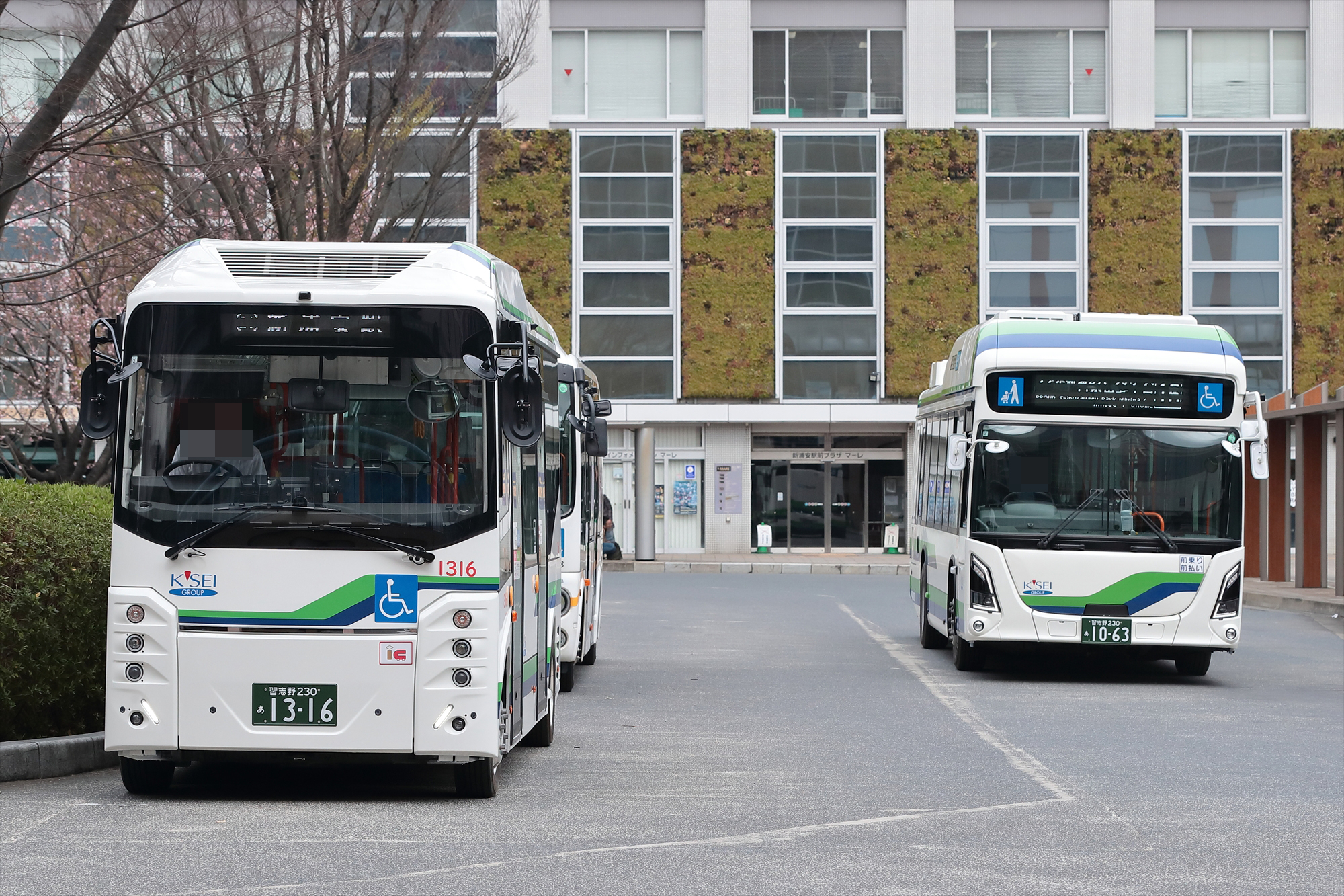 ハスベイ Osaka City Bus | TRANSPORTATION | WORKS | KEN OKUYAMA（KOD）