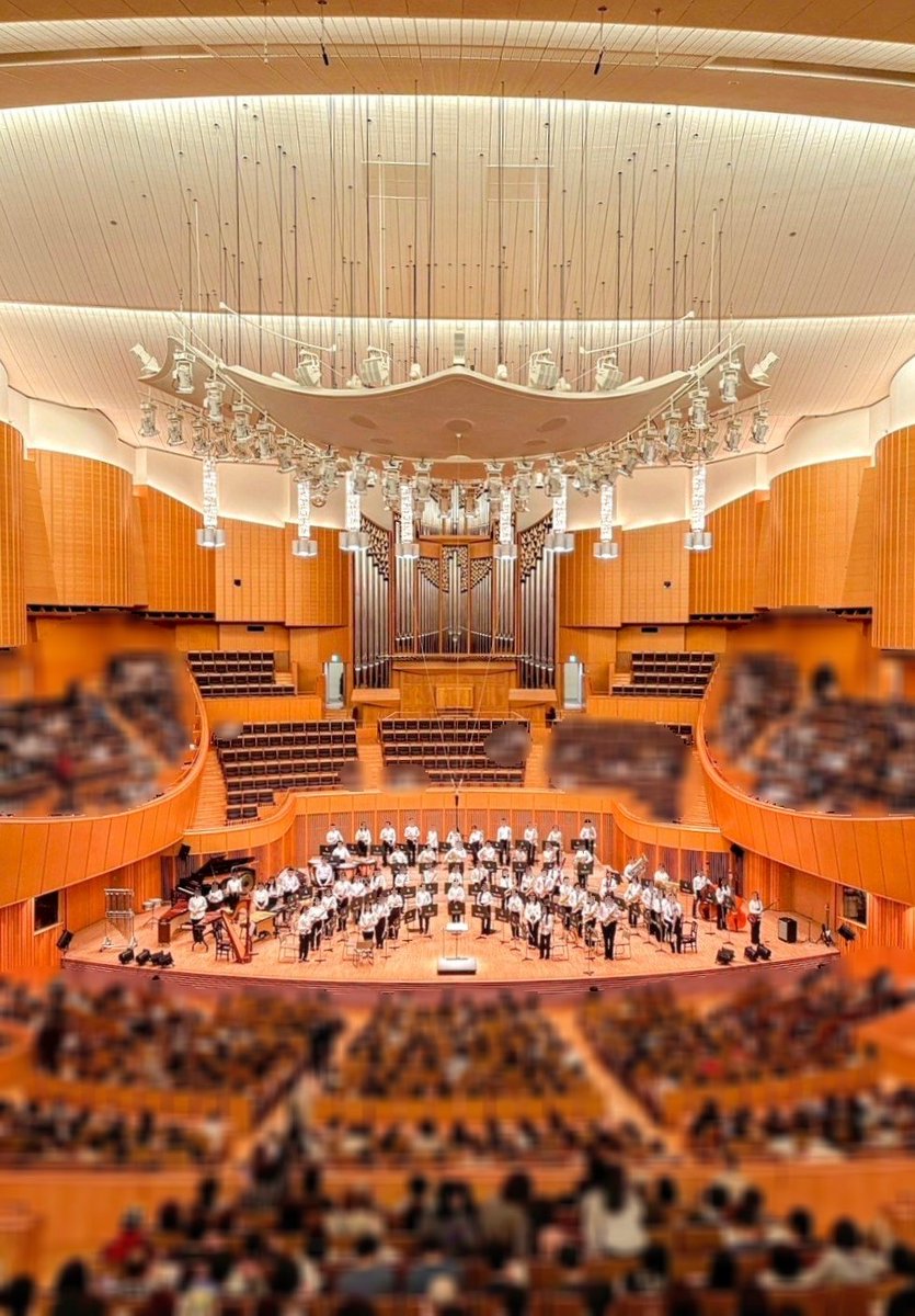 昨日は札幌北高等学校吹奏楽部定期演奏会にお越し下さりありがとうございました！
これまでの努力が実り、私たちにとって最高の演奏会にできたと思います！
コンサートホールKitaraの関係者の皆様、協力して下さったOB・OGの皆様、部員を支えていただいた保護者の皆様、本当にありがとうございました！