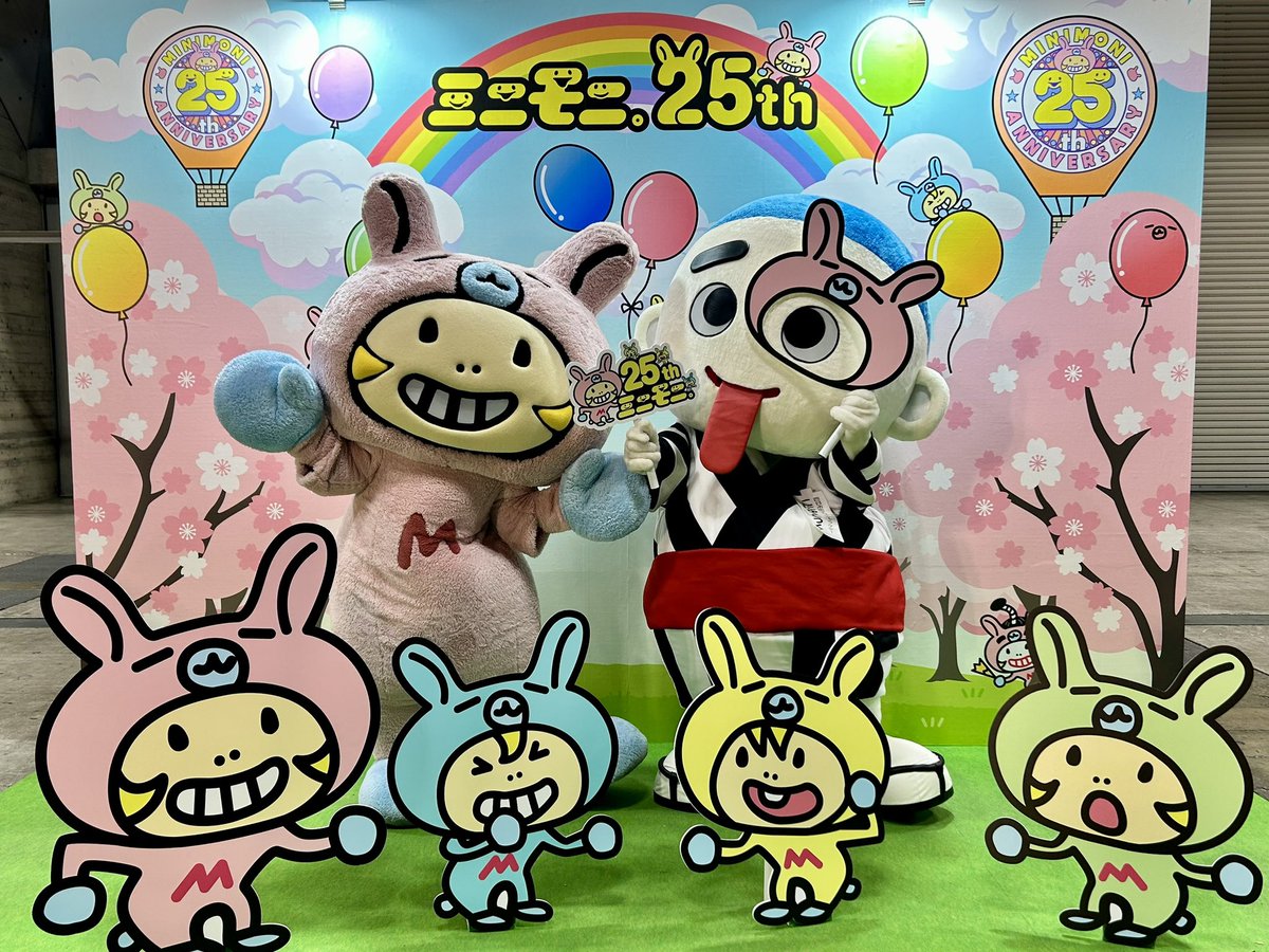 四日市初ブース出展無事終わりました✨✨✨ メンバーの方々やブースに