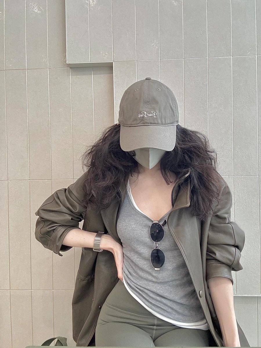 Today is all about laughter and joy, life feels simple and beautiful. 😊