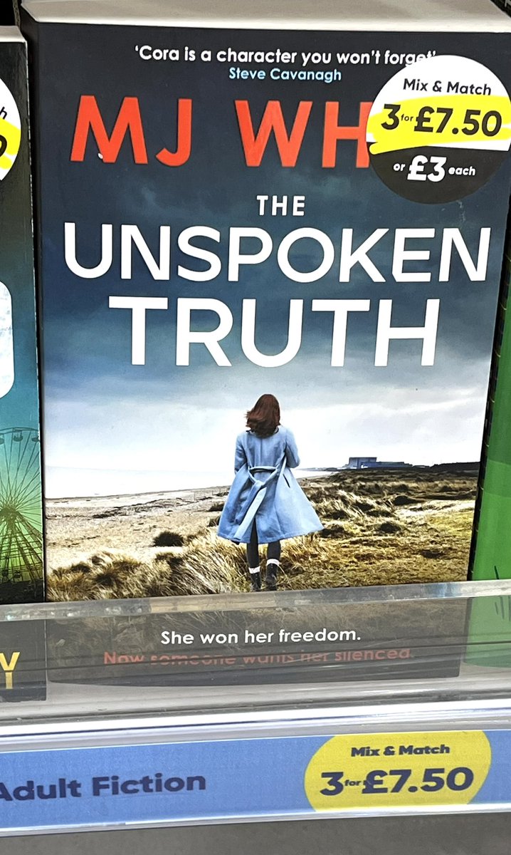wurdsmyth's tweet photo. A double-whammy of me spotted in @TheWorksStores today. Looking highly bargainous, if I do say so myself… ☺️
#HelloBooks https://t.co/5EdDIx8LsC