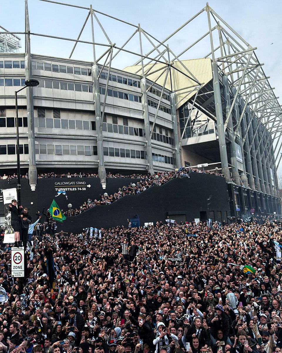 Very special day. 🖤🤍