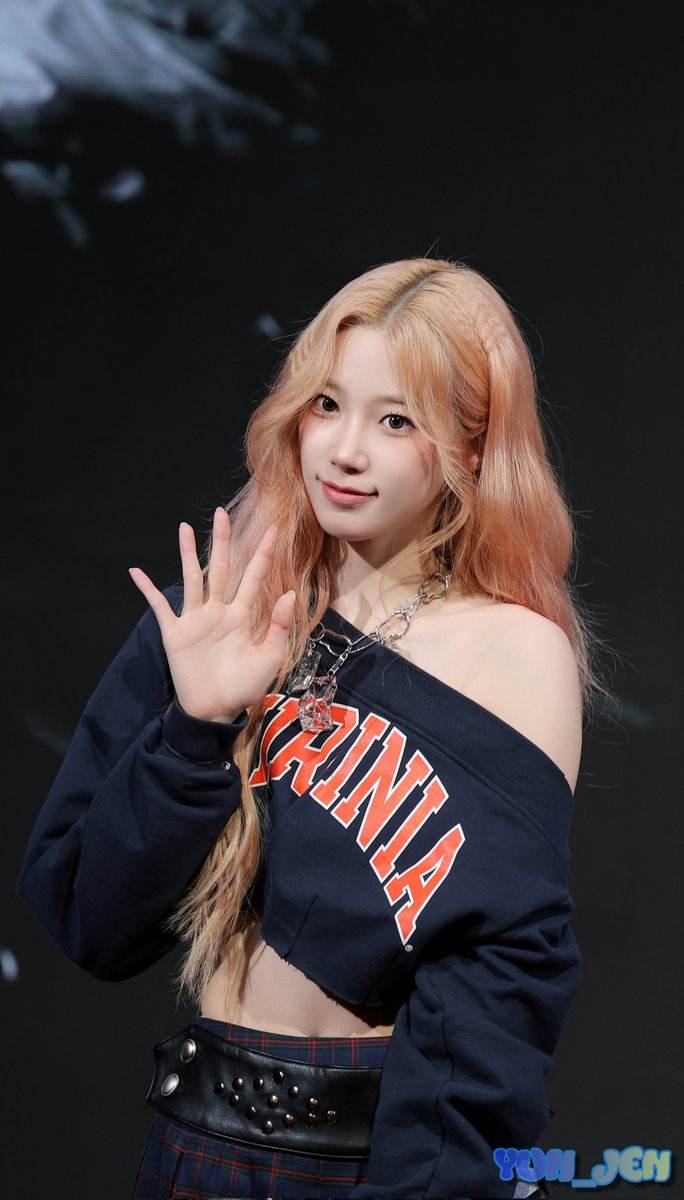 250329 르세라핌 미팬

르세라핌 LESSERAFIM
김채원 사쿠라  허윤진 카즈하 홍은채