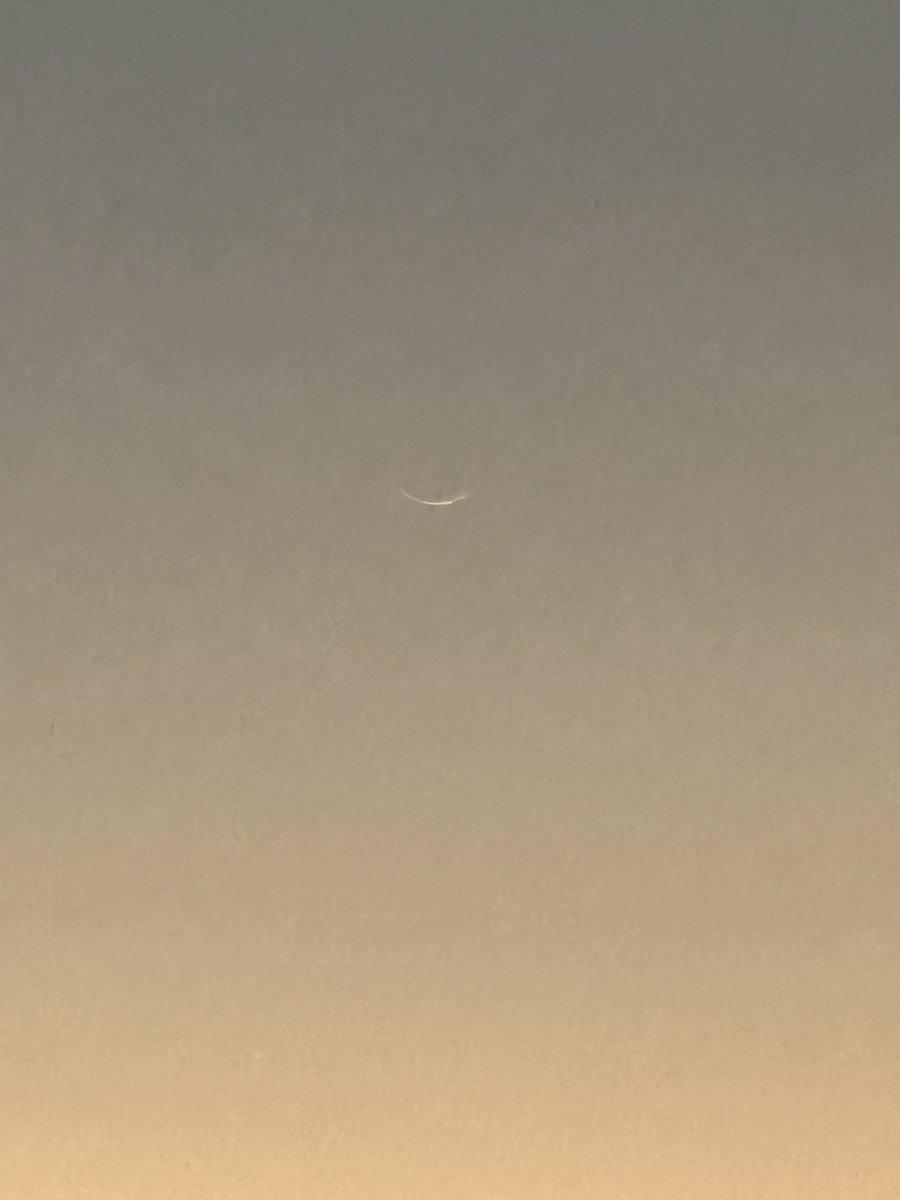 kanthburhan's tweet photo. I can see it from my window. Eid Mubarak. https://t.co/VjnafW9TLE
