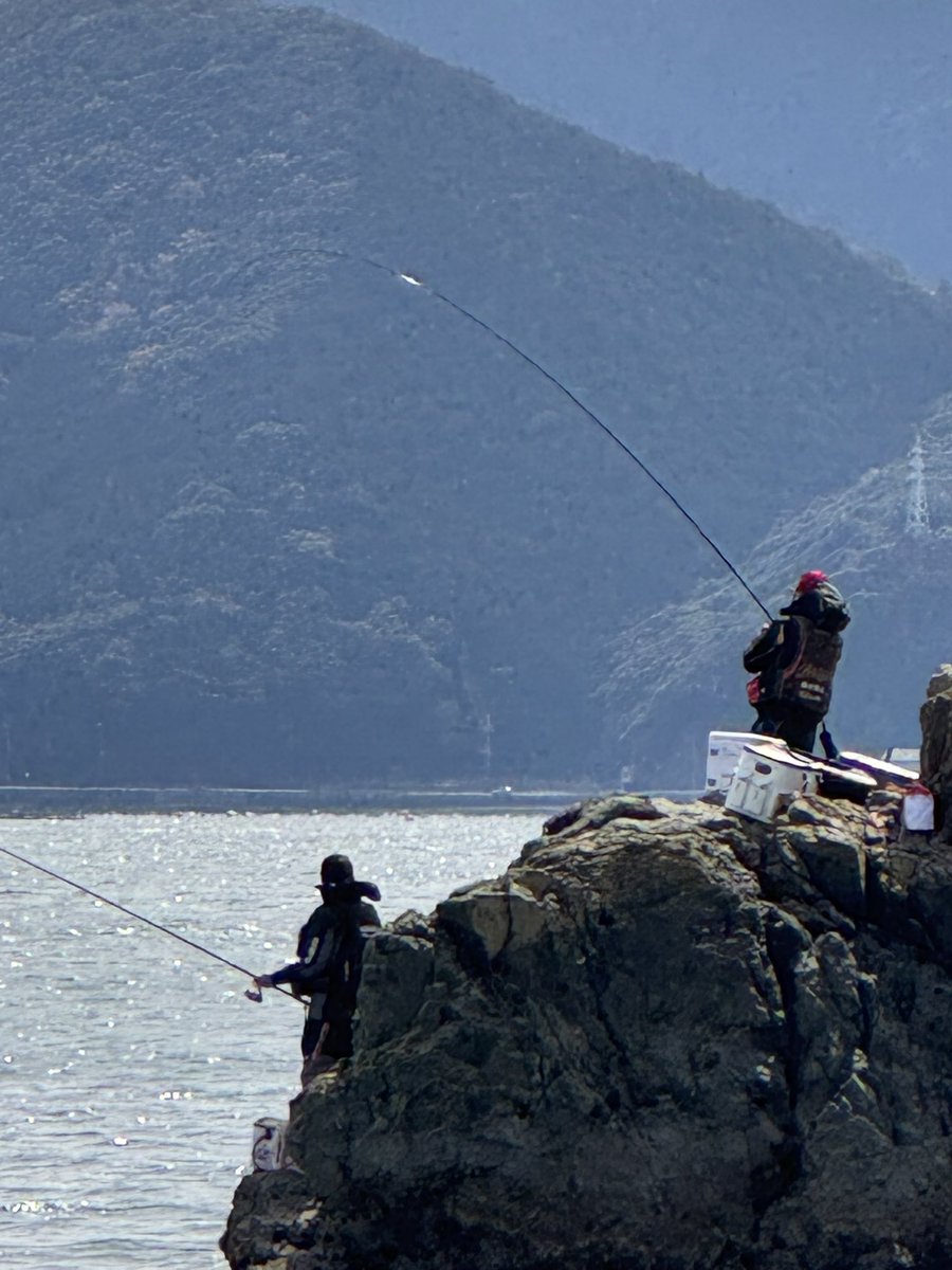 YBb3aVjlt5P4lfO's tweet image. 今日はM-1鶴見のプラの予定が爆風の為別場所へ🎣
なんとか形にはなったと思います！
M-1頑張りたいと思います🎣