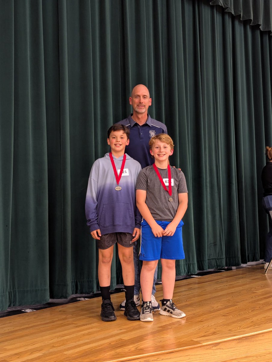 Kelly Moore tweet media