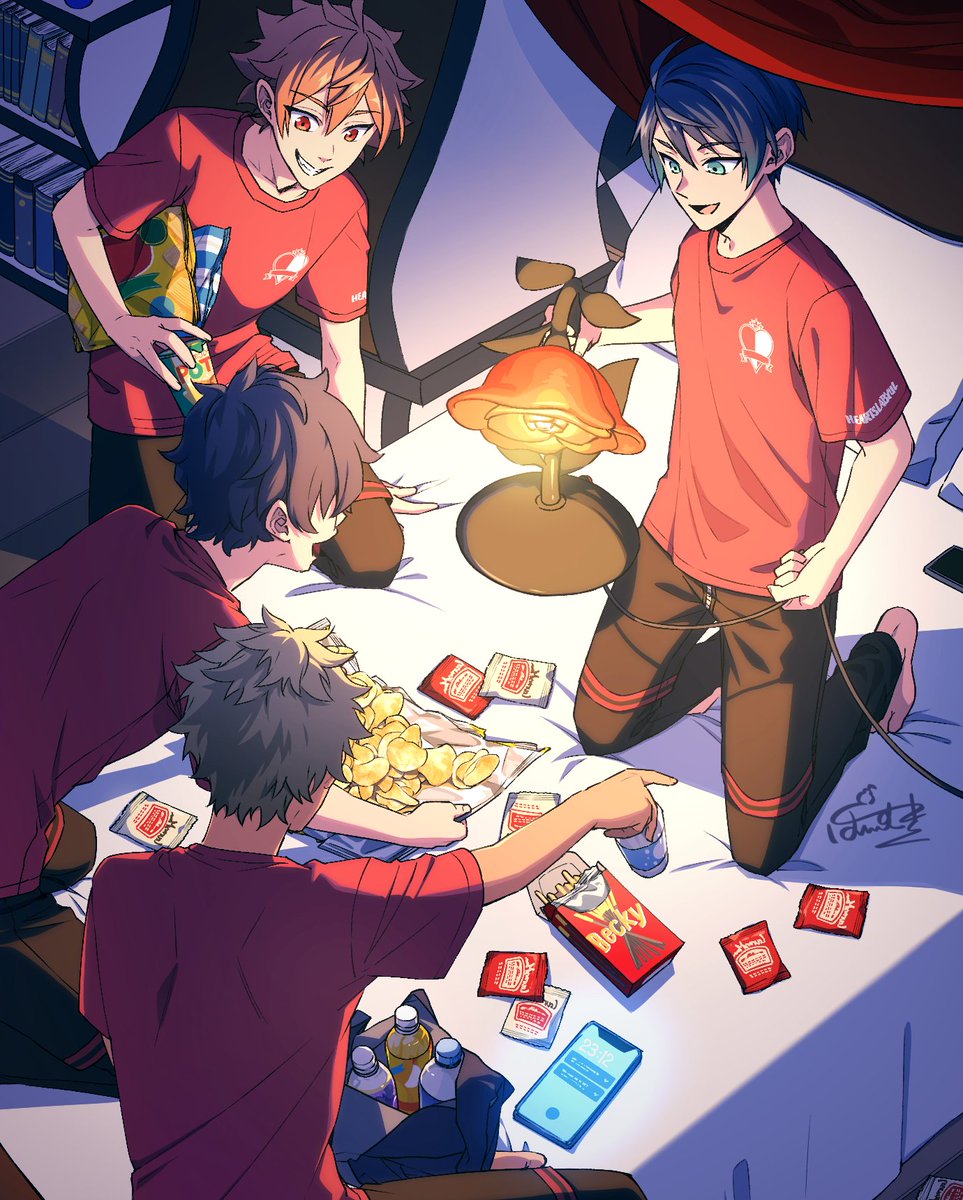 decopon_mkmk's tweet image. 消灯時間後のパーティー