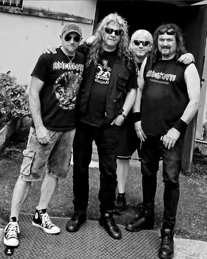When ANCILLOTTI Will Release A New Album?

The stuff is in progress...what a raw guitars and power sound behind..... we  really, really like it..get ready to bang your head 🤘

#BreakingNews #newalbum #almost #READYFOR