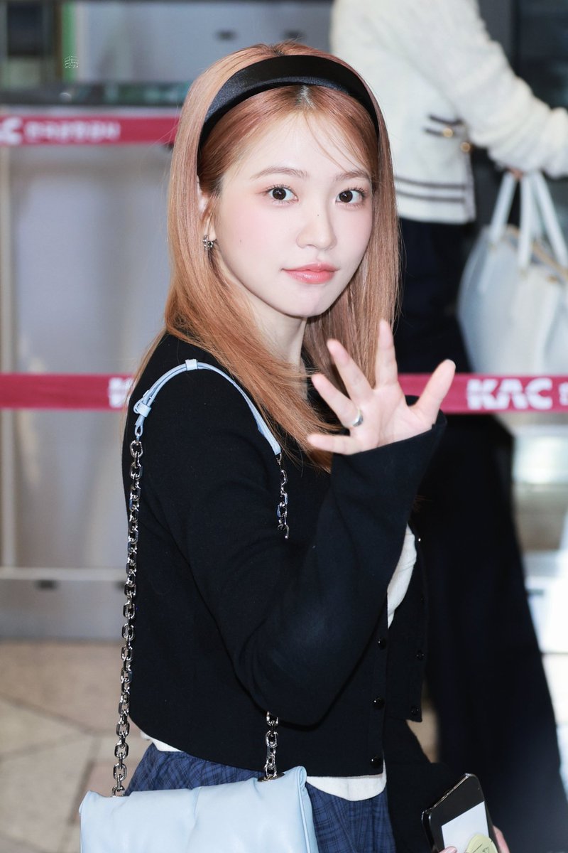 Notes_0924's tweet image. 🍑

#예리 #YERI #RedVelvet #레드벨벳