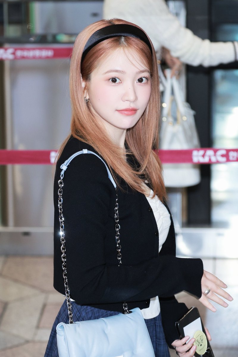 Notes_0924's tweet image. 🍑

#예리 #YERI #RedVelvet #레드벨벳