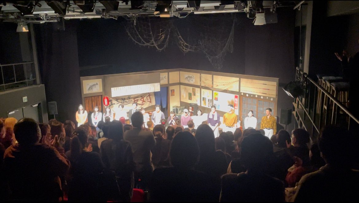 舞台「Fight!」大阪公演、無事終演いたしました！
連日本当に多くのお客様にご来場いただき、素敵なご感想もたくさん頂き、キャストスタッフ一同大変励みになっておりました。
沢山の愛に支えられた公演でした。
ご声援誠にありがとうございました！
#fight2025