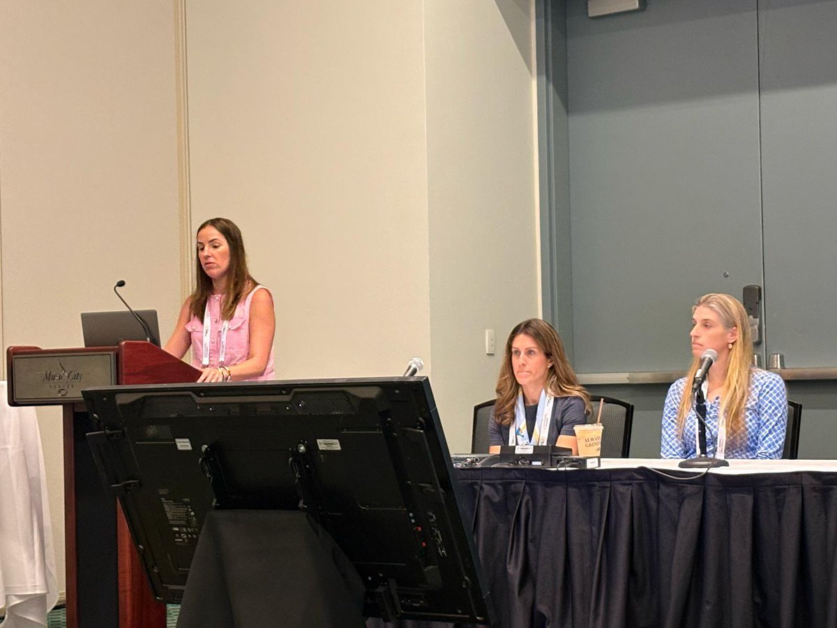 Mount Sinai IR (@mountsinaiir) on Twitter photo LIVE <a href="/kiremagarciamd/">Kirema Garcia-Reyes, MD</a> presenting about Updates on #UAE for Adenomyosis #WomeninIR #SIR25NASH #IRad LIVE <a href="/kiremagarciamd/">Kirema Garcia-Reyes, MD</a> presenting about Updates on #UAE for Adenomyosis #WomeninIR #SIR25NASH #IRad