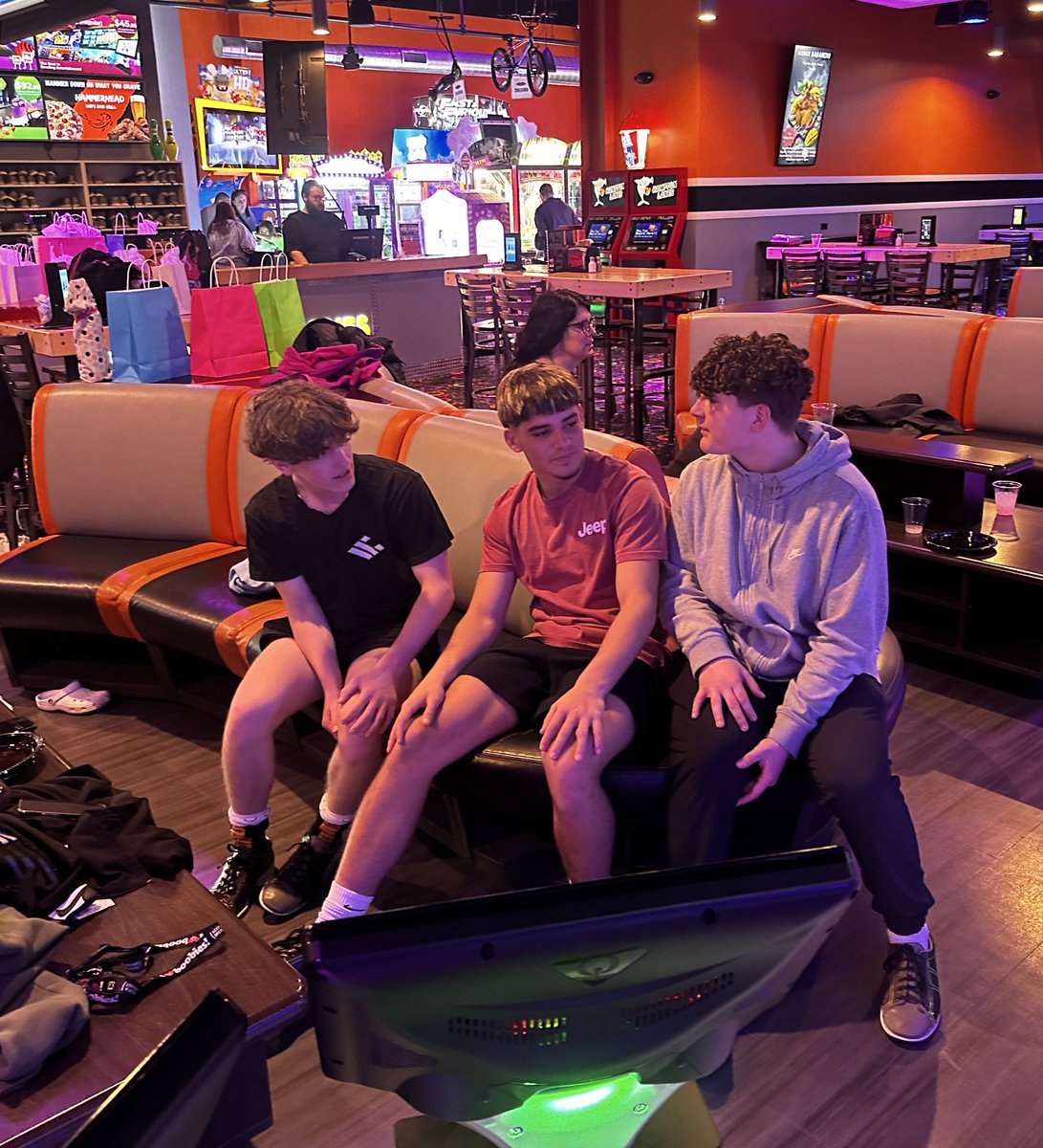 Last pics wrestling 🤼‍♀️ party: