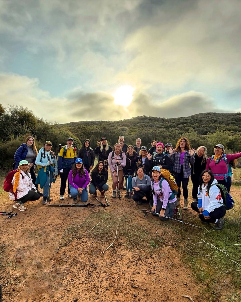 Saturday view of SoCal from the mountain tops!  @wayoutwild_ womens hiking group. 
#socalhiking