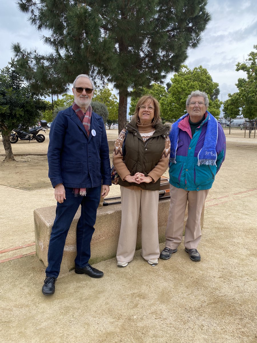 📃👉🏻 Opération de tractage à #Ajaccio pour ouvrir le débat autour du droit de mourir dans la dignité. 
Depuis trop longtemps, le sujet de la liberté en #FindeVie fait les frais des atermoiements de nos gouvernants.
Rendez-vous en mai prochain ! 
#Santé #Politique #Médecine
