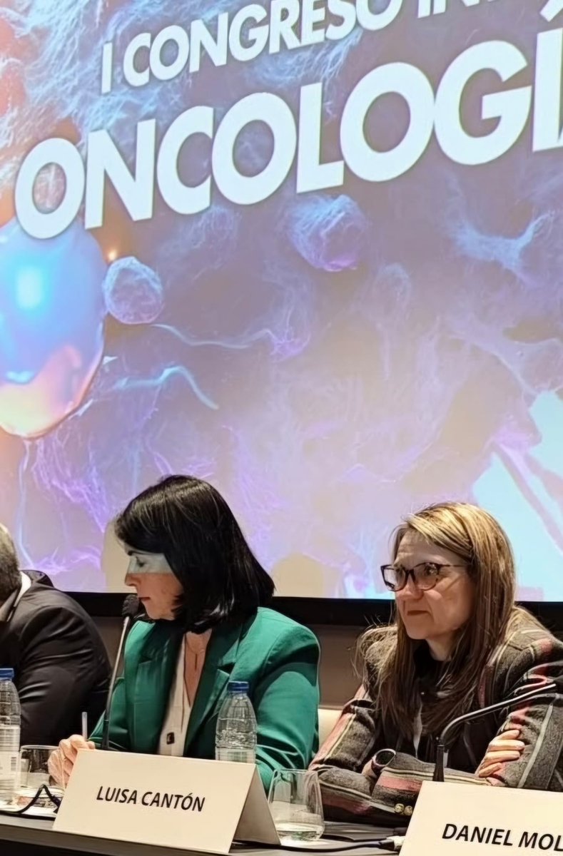 ucimacarena's tweet image. Nuestras doctoras Luisa Cantón @mlcb17 e Irene Barrero @irenebarrerog participaron en el I Congreso Internacional de Oncología Crítica de la @semicyuc, destacando con sus dos presentaciones👉