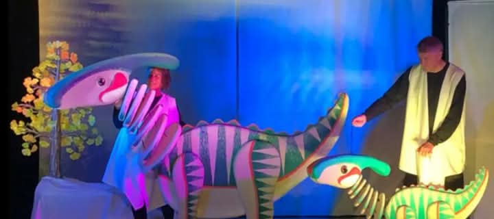 PROPER PROGRAMA:Cia Fes-t'ho com vulguis...que actúen amb Ginkgo, l'arbre de la pau el dia 6 d'abril a les 12 a la nostra ciutat...ens escoltareu? #ensagradaelteatre