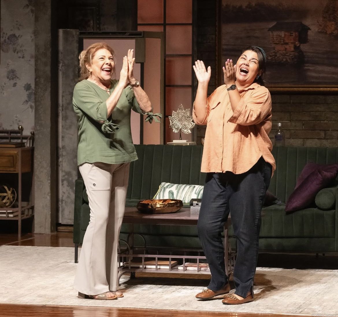 Até “Radojka “ entrou na Trend !
Olhaí, Lucia e Glória 👏🏼

#versionstudioghibli