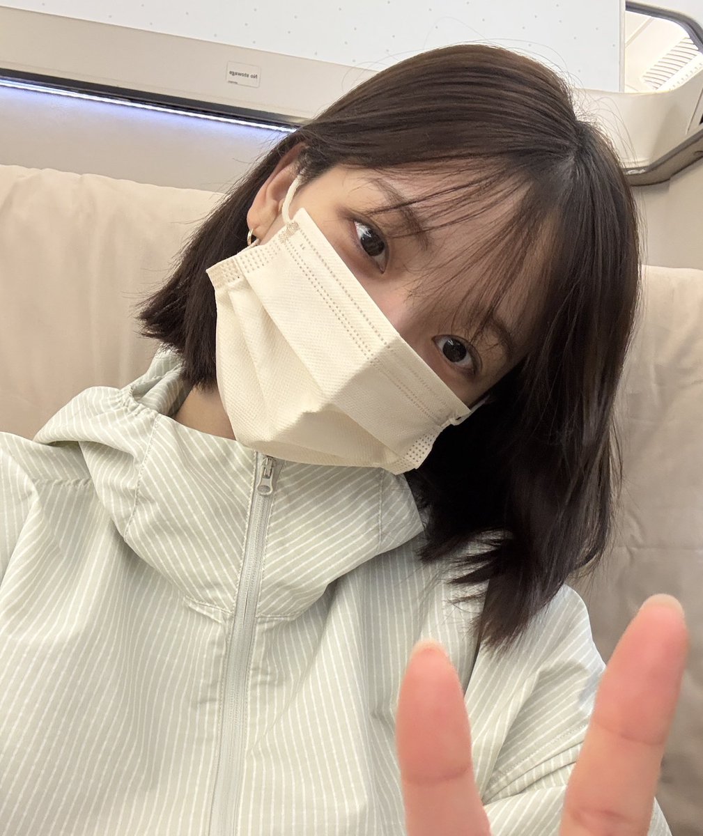 hourlykrn's tweet photo. MYGOD KARINA?! https://t.co/AWjIpSHLjt