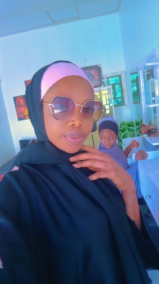 Eid Mubarak 
Allah ya maimaita mana.❤️😍