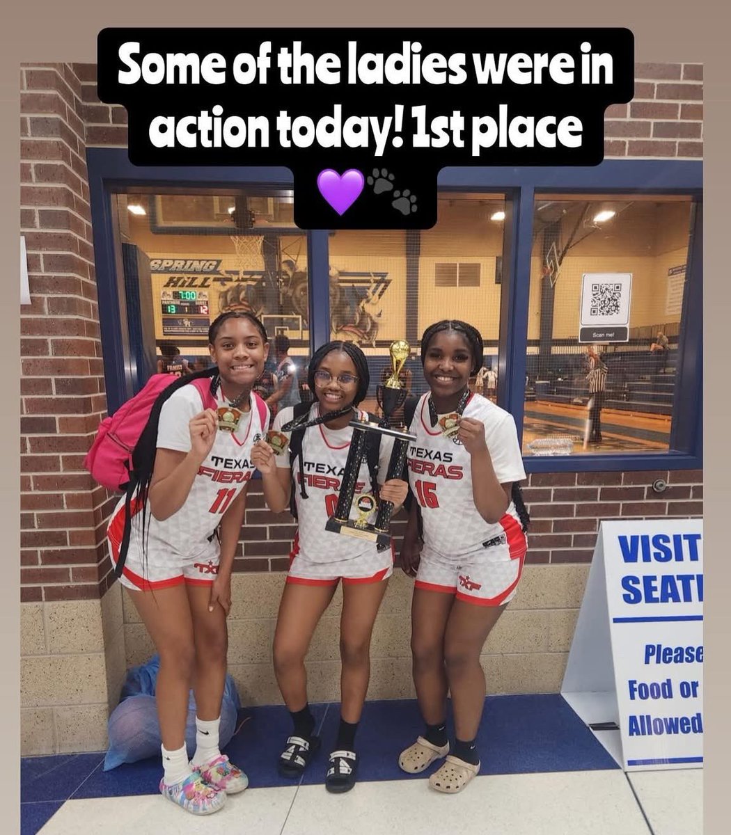 #ItsJustWork 🐾💜🐾