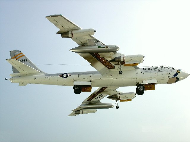 ModelingDutchmn's tweet image. Hasegawa scale 1/72 B-47 Statement by Asao Shirai